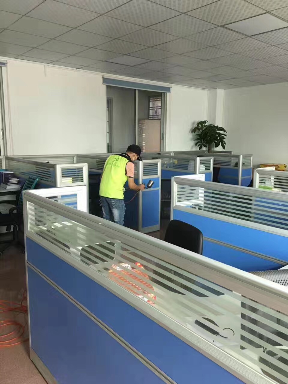 政府機(jī)構(gòu)除甲醛公司